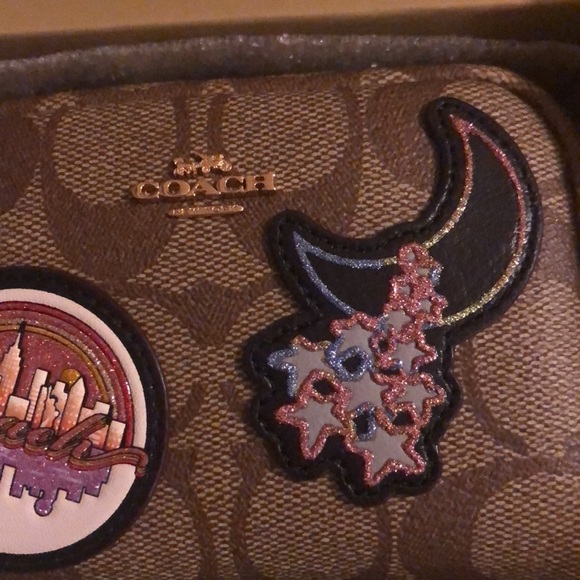 ⭐️🌙 COACH BOXED MINI BOXY COSMETIC CASE AND HAIR TIES SET ⭐️🌙 - Picture 8 of 16